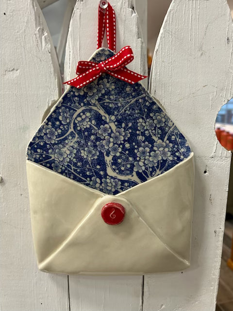 Love Note Envelope February 7 10:30a.m. @ The  Creators Heart